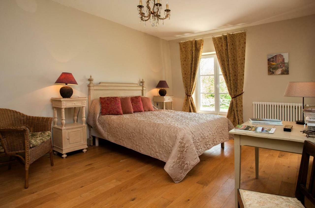 Maison D'Hotes De Charme Les Bruhasses Кондом Екстериор снимка